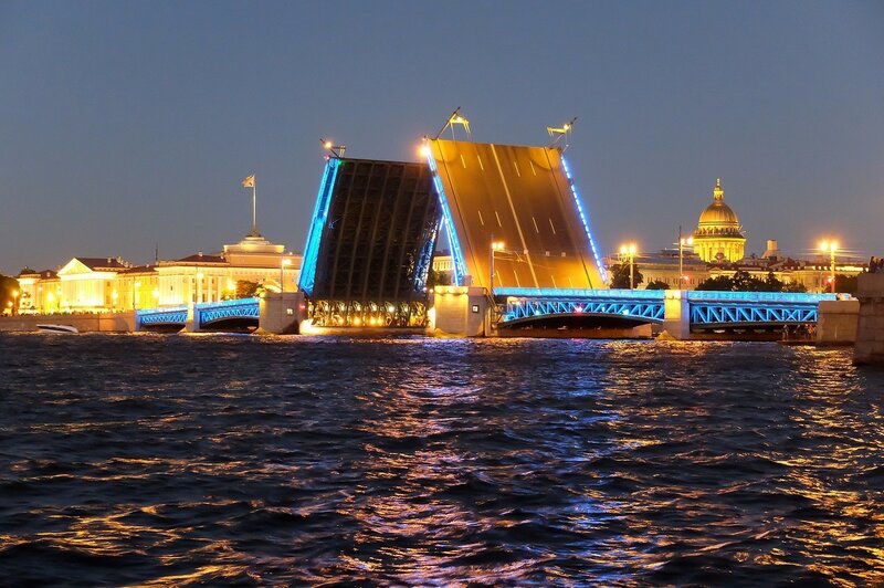 Прогулка по С-Петербургу и немного мостов... 