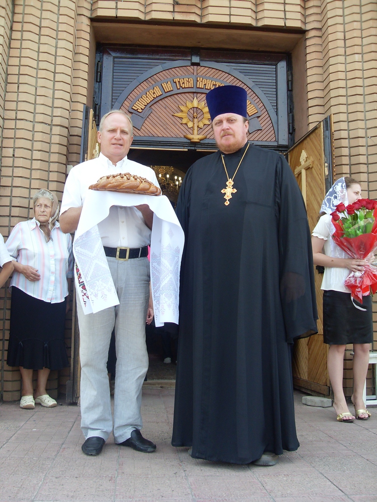 17 июля — день памяти святых царственных страстотерпцев в Алчевске