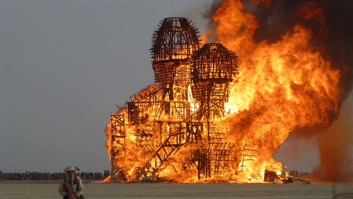 США. Невада. Пустыня Блэк-Рок. Во время фестиваля Burning Man 2014. (Ed Johnson)