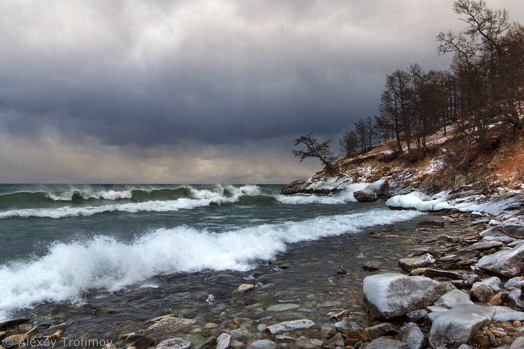 Baikal. November storm