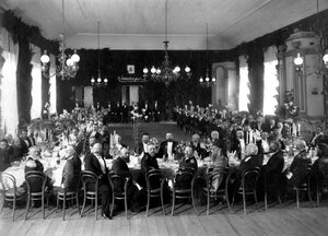 Прощальный обед Александру Платоновичу Энгельгардту в здании коммерческого собрания в 1901