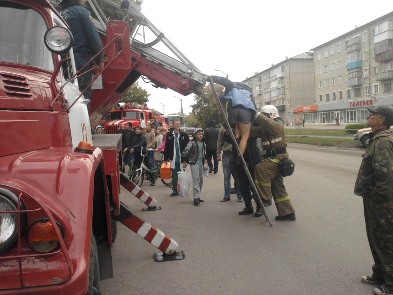 Пожар в 10 квартале Куйбышева