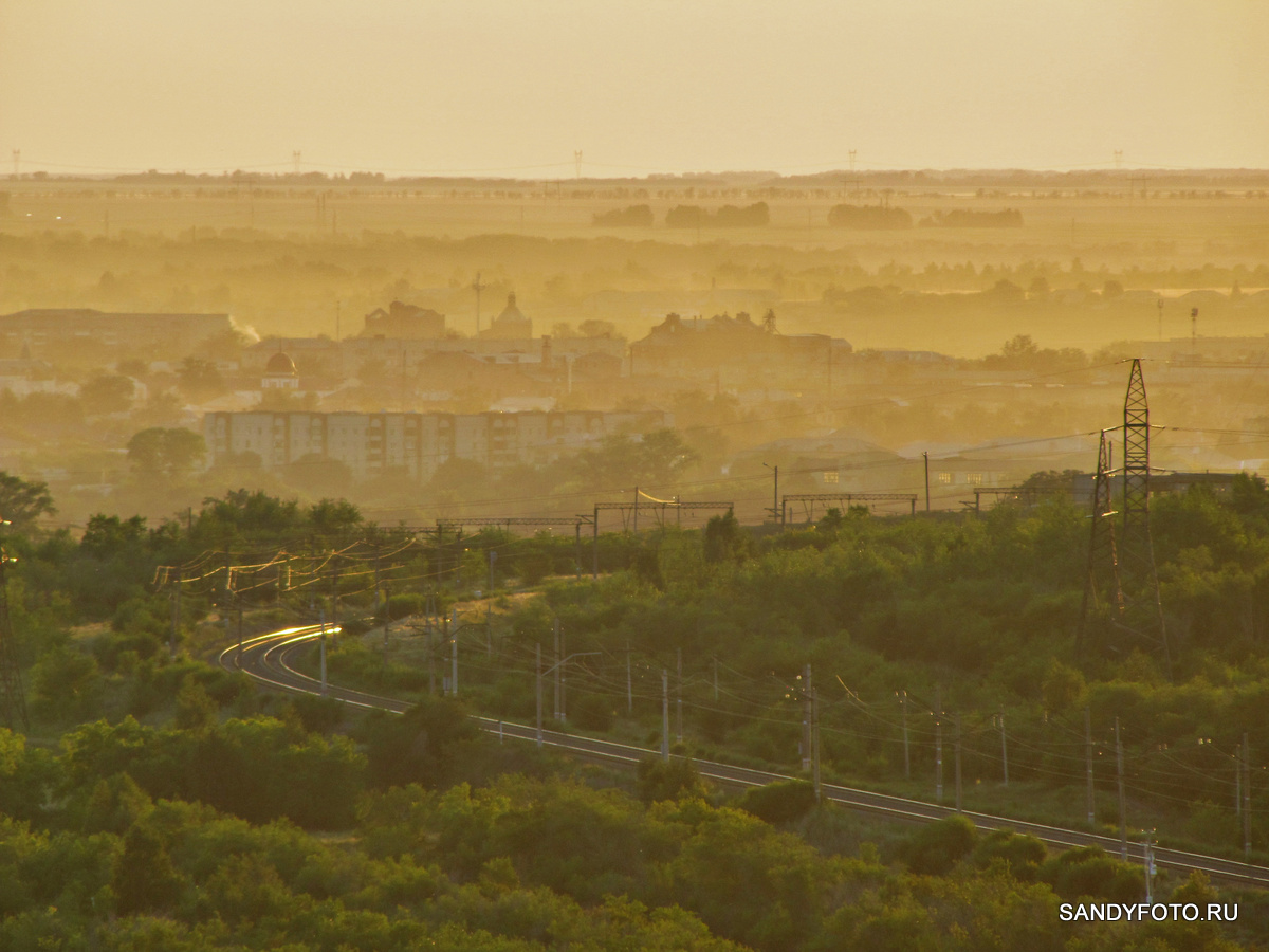 Город Троицк на закате солнца с 
наблюдательной вышки
