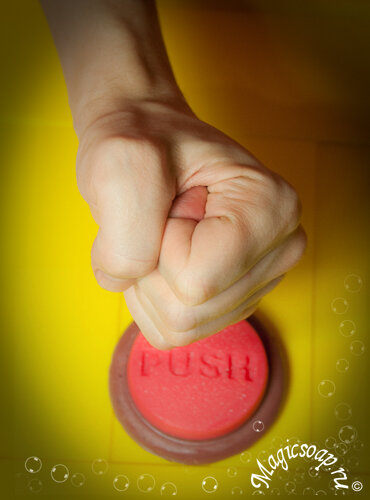 Большая красная кнопка — идеи мыла к новому году :)