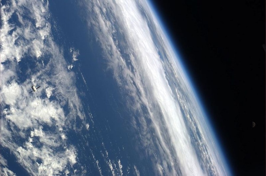 Космические рекорды: Прогулка в открытом космосе - исторические фотографии