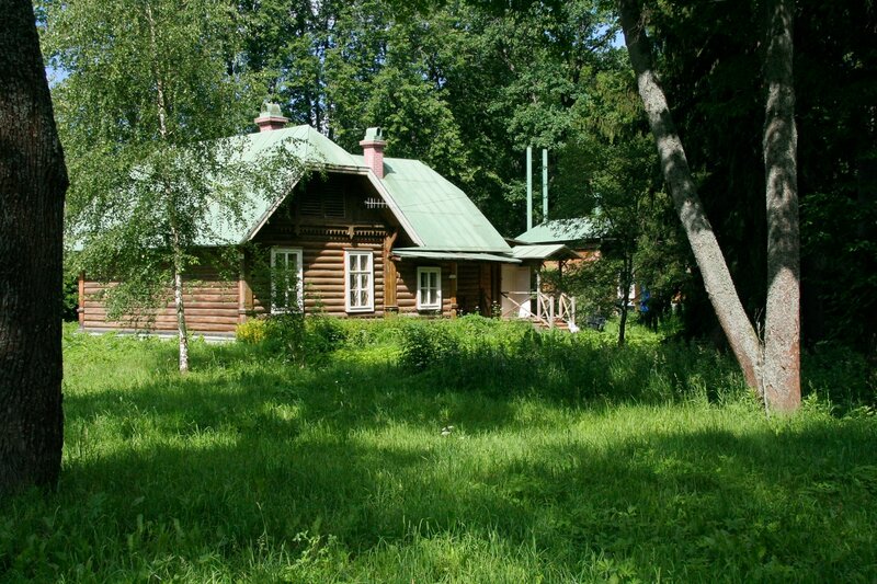 Постройки в Абрамцево