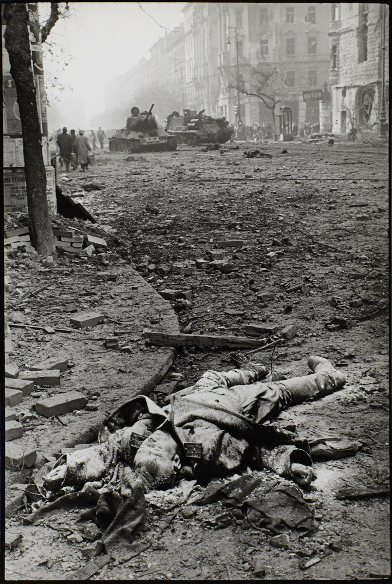 Венгерский мятеж 1956 на фотографиях Эриха Лессинга 