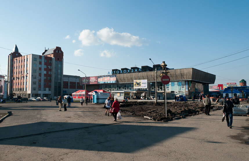 Сайт автовокзала бийск. Привокзальная площадь Барнаул. Автовокзал Барнаул. Барнаул ЖД И автовокзал. Автовокзал Барнаул фото.