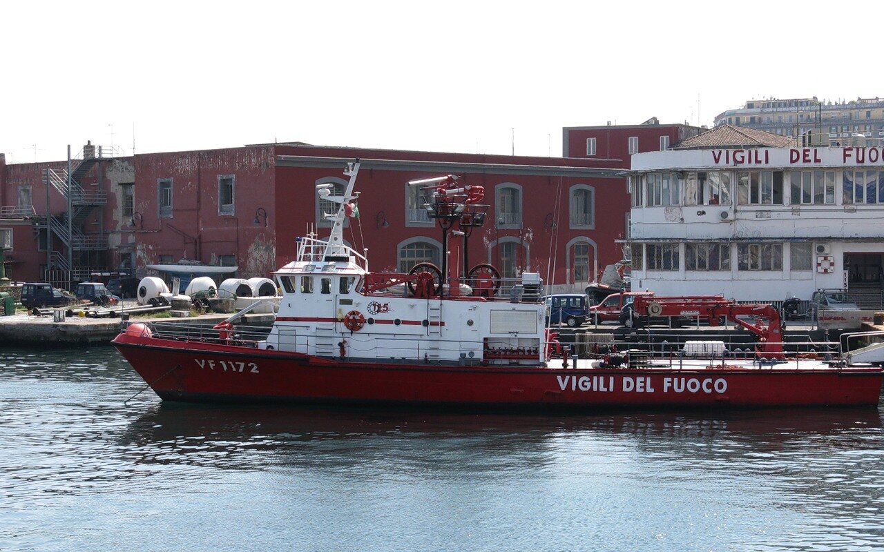 Fire and rescue boat