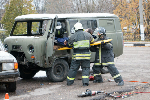 Красногорские противопожарно-спасательные службы провели учения в рамках месячника по Гражданской обороне