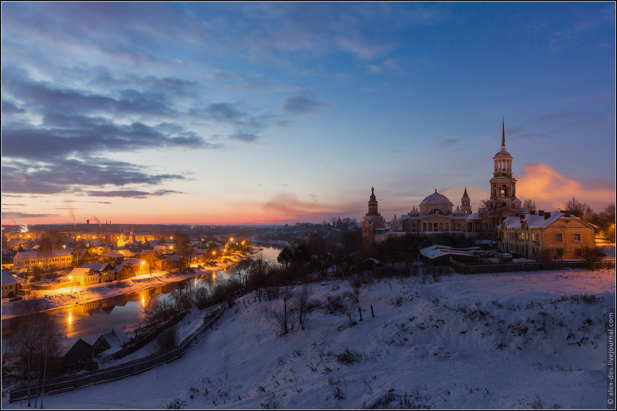 Торжок утренний ... церковь, Пресвятой, честь, берегу, солнце, Богородицы, туман, видна, который, Благовещенья, Михаила, монастырь, поэтому, быстро, Торжке, церкви, оказался, Борисоглебский, противоположном, несколько