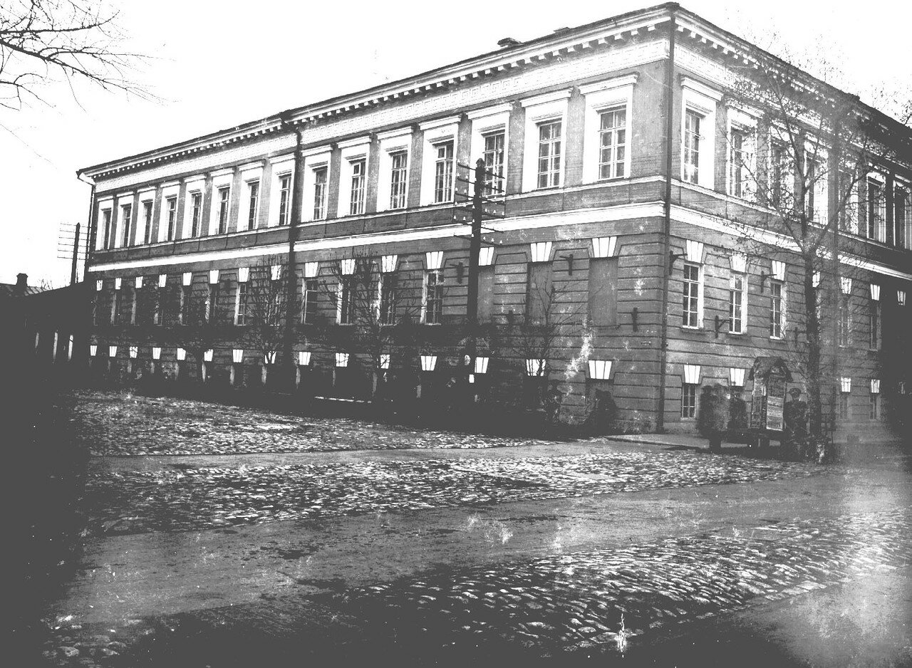 30 школа история. Оренбургское реальное училище 1914. Школа 30 Оренбург. Оренбург 1914 год. Школа 100 лет назад.