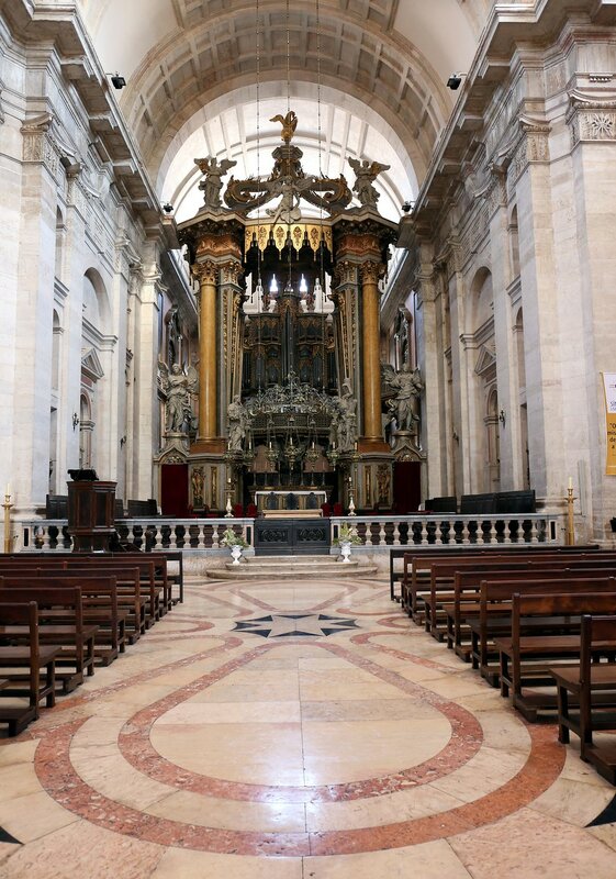 Лиссабон. Церковь Сан-Висенте-де-Фора (Igreja de São Vicente de Fora)