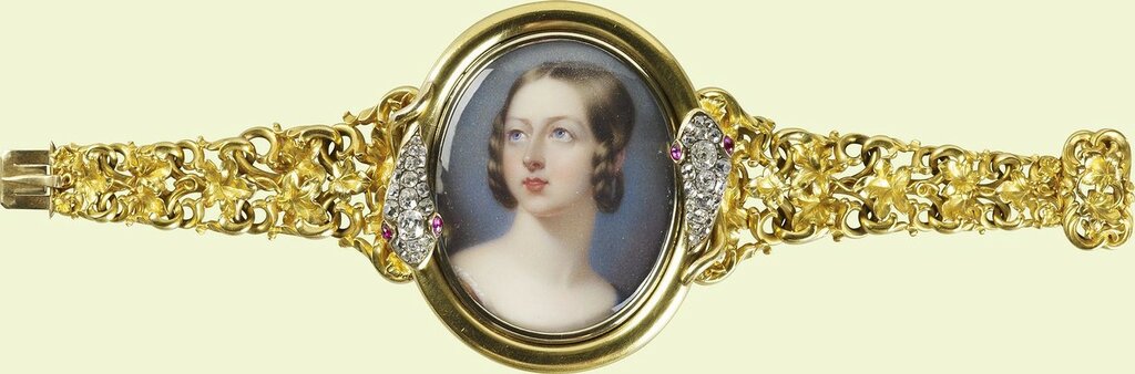 Queen Victoria (1819-1901)  Браслет выгравирован на реверсе 23 марта 1839