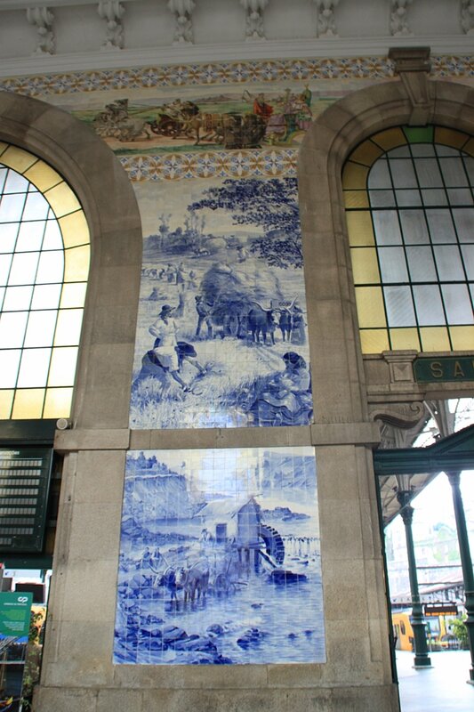Порту, вокзал Sao Bento - азулежу (Porto train station Sao Bento - azulejo)