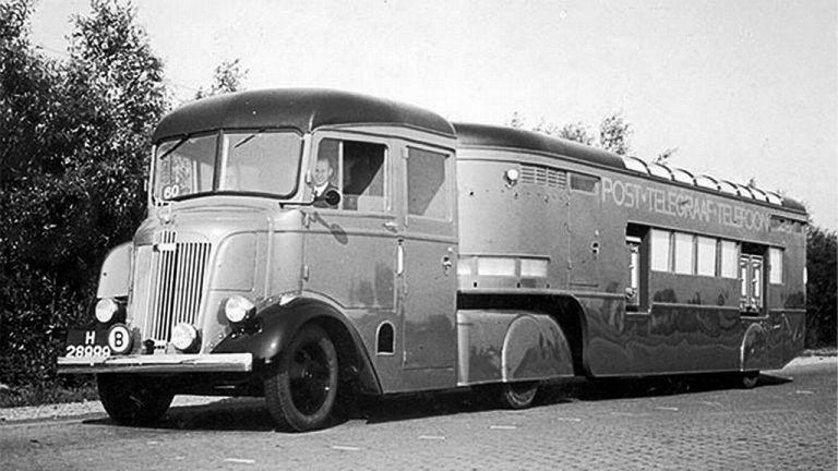Chevrolet 1939 Dutch mobile Post Offices.jpg