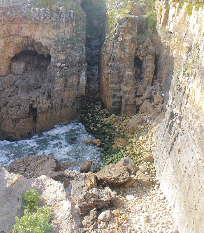 Hell's throat canyon (Boca do Inferno)