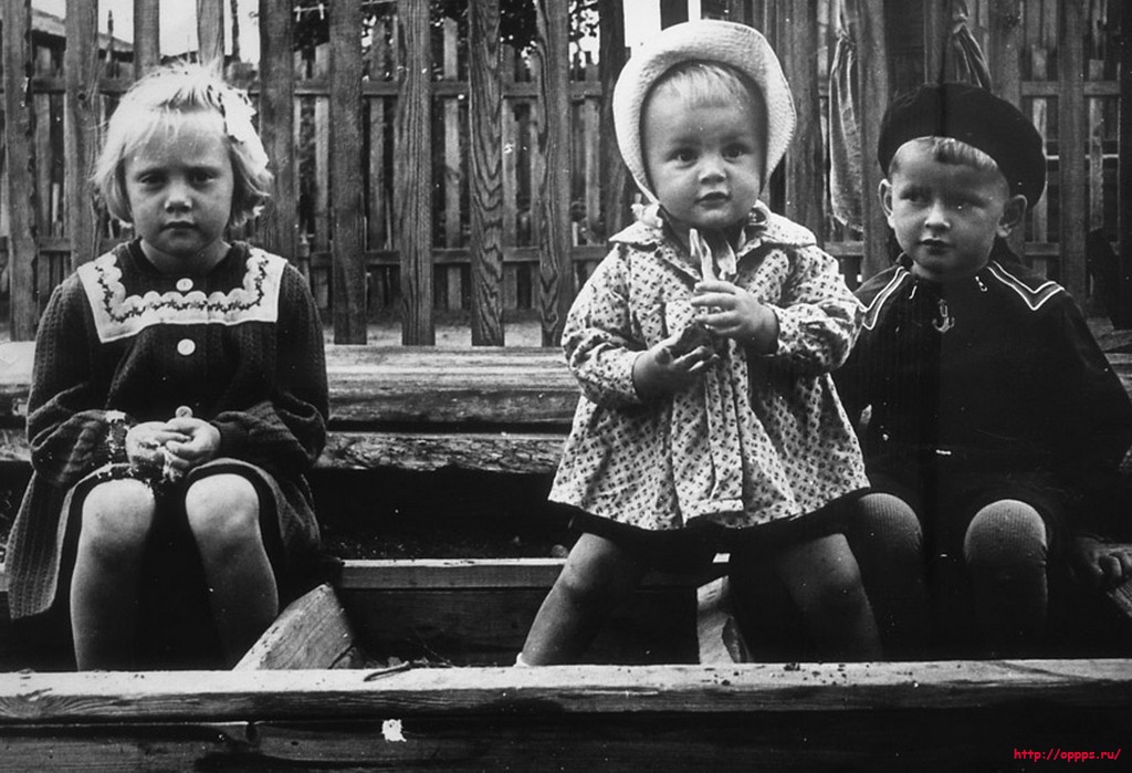 Черных в советское время. Советское детство. Счастливые советские дети. Советские снимки детей. Советские дети на прогулке.