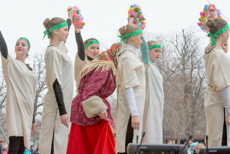 В парке дворца культуры «Аркадия» прошёл праздник «Астраханская масленица»