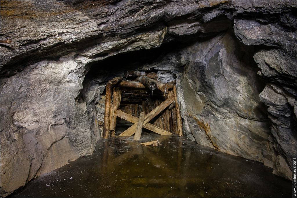 Подземелья шахты Слюдорудника