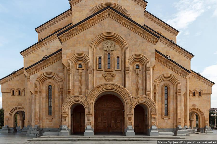 Цминда Самеба - собор Святой Троицы