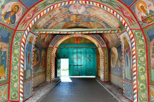 Святые ворота Толгского монастыря. Ярославль.