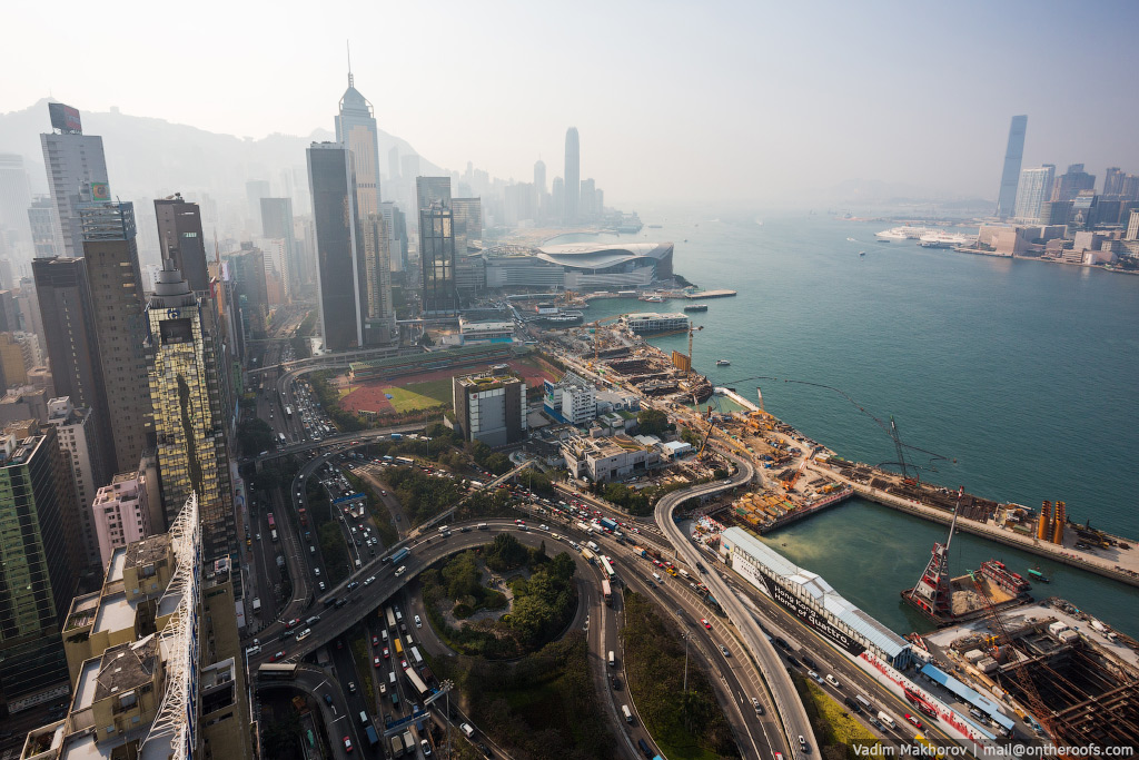 Время в гонконге. Гонконг с высоты птичьего полета. Гонг Конг население. Президент Гонг Конга. Гонконг SAR.