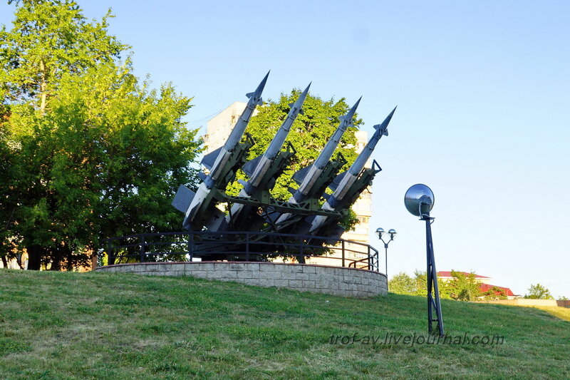 Мемориал создателям ракетного щита России, Дзержинский.