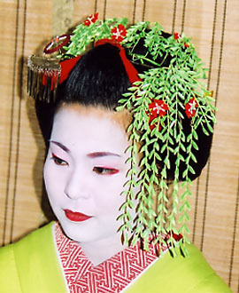 Канзаши – длинные шпильки, украшения, заколки в традиционной японской прическе майко и гейши. История, описание по месяцам года и видео мастер-класс