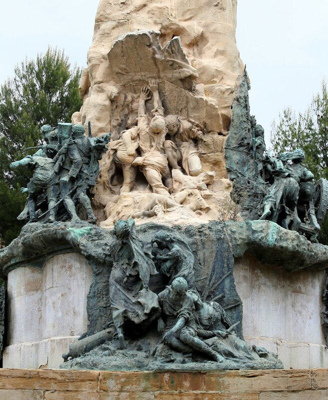 Los Sitios monument, Zaragoza