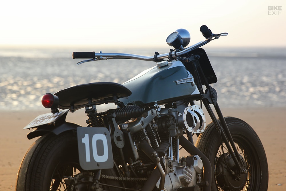 Hoxton Moto: бич-рейсер Harley-Davidson Ironhead Sportster XLCH