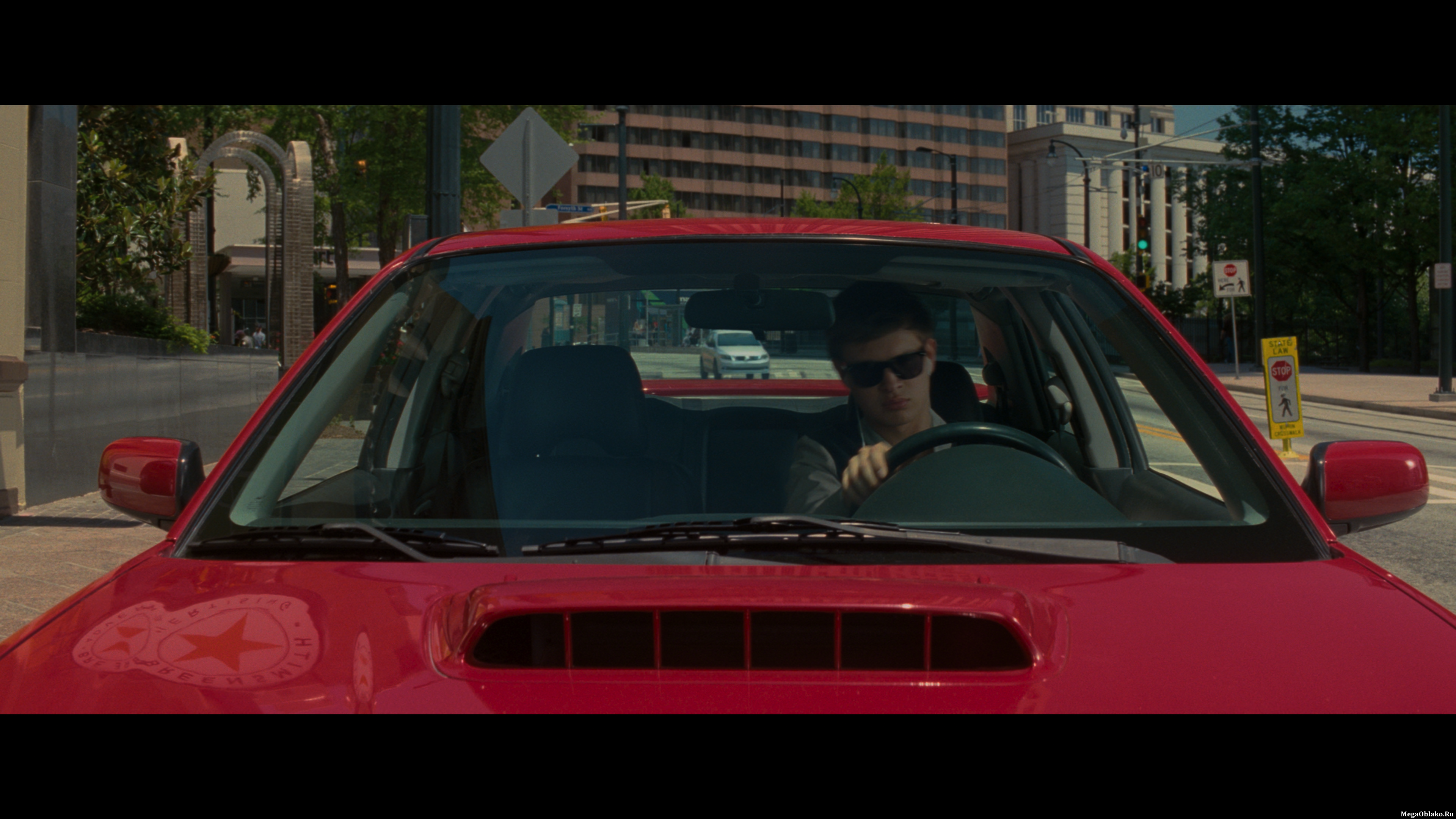 Мы наваливаем бас копы. Малыш на драйве три красные машины. Baby Driver - deja vu (Eurobeat for maximum Kansei Dorifto). Baby Driver 6-minute Opening. Baby Driver - 6-minute Opening clip.