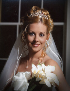 Фото свадебных причесок для длинных волосы с фатой