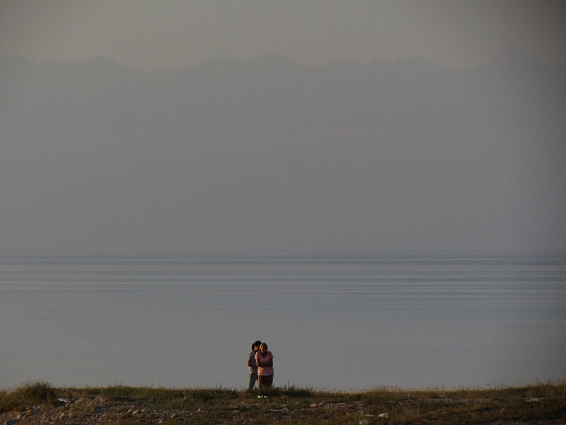 Озеро иссык куль киргизия фото