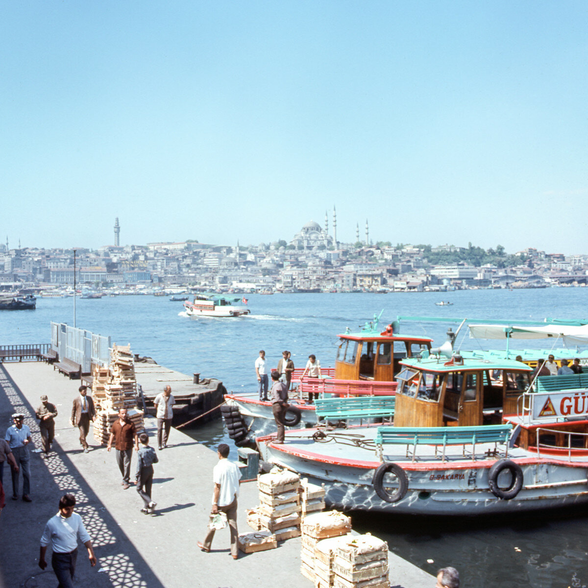 После стамбула. Турция Стамбул 1970. Набережная Каракей Стамбул. Стамбул 60 года Босфор. Набережная Эминеню в Стамбуле.