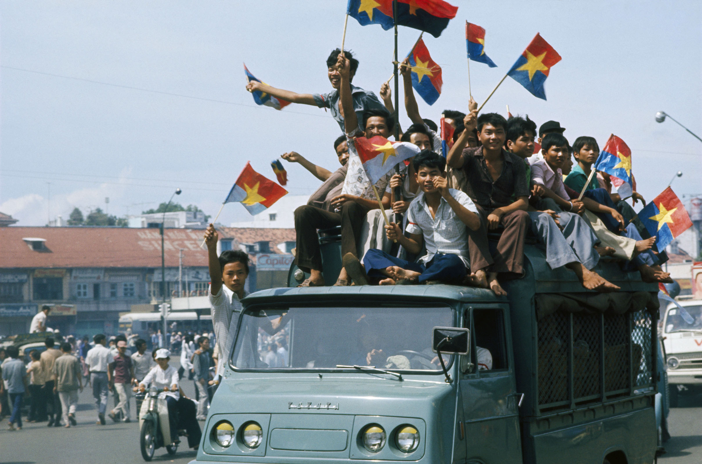 30 апреля 2008. Сайгон 30 апреля 1975. Освобождение Сайгона 1975.
