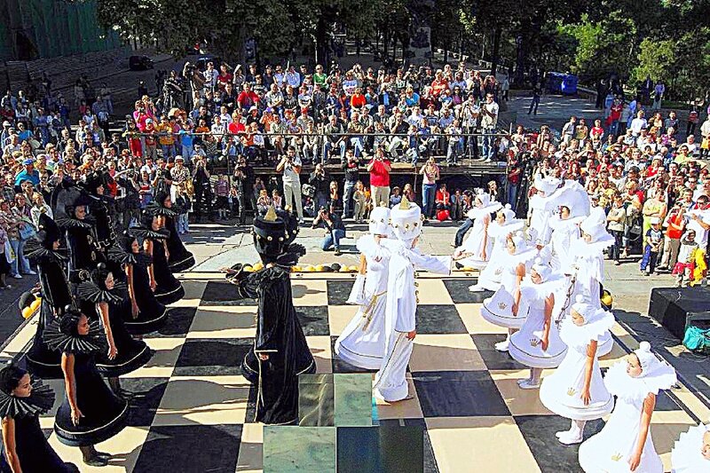 О шахматах, черно-белая тема