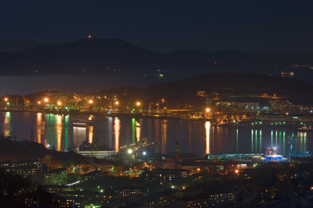 Город находка время. Ночная находка Приморский край. Ночная находка Приморский край порт. Владивосток город находка ночью. Находка ночью фото.