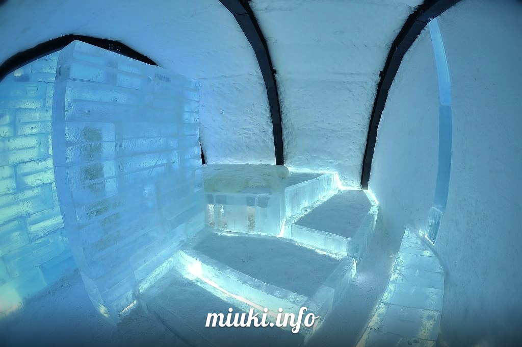 Построенная изо льда гостиница на острове Хоккайдо
