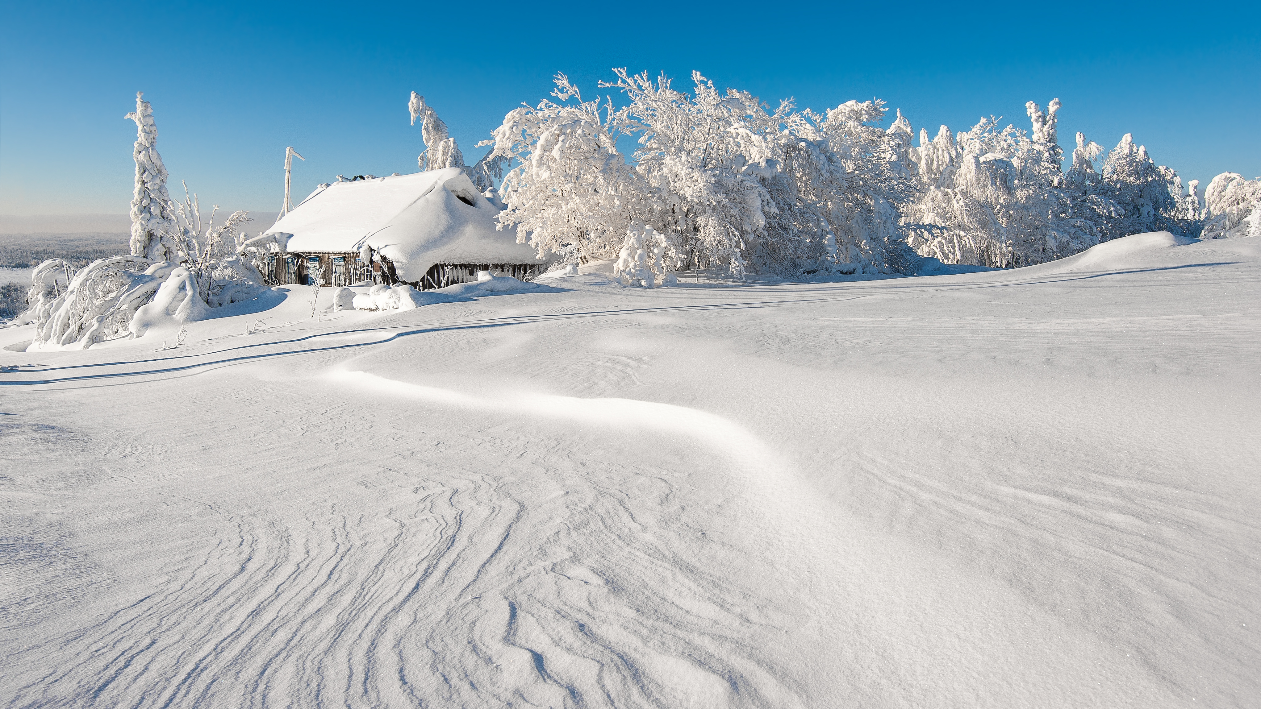 Январские сугробы. Зима снег. Снежный пейзаж. Красивая зима. Красивый зимний вид.