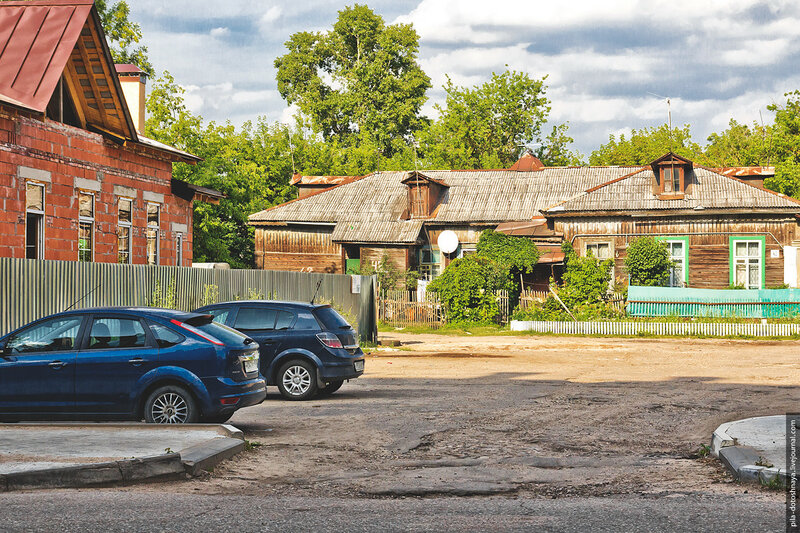 Двор Пролетарки Пролетарки, казармы, казарму, После, здания, городок, комнаты, городе, казарма, давно, мануфактуры, через, отношений, попасть, кирпичные, зрения, точки, Тверь, только, отоплением